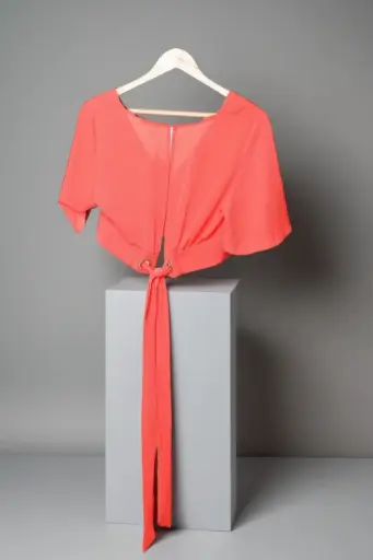 [N17-P11] Top corail Taille M/38