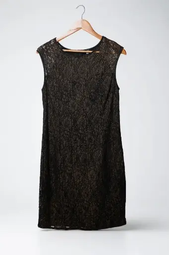 [N35-P41] Robe dentelle doré/noir vintage - Taille M/38